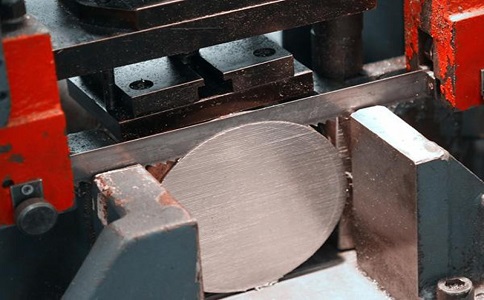 静海影响双金属带锯条使用寿命的主要因素有哪些？